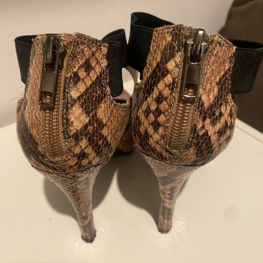 GUC - Vintage Python heels Size 7 NINE WEST - Picture 2 of 8